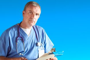 Na segunda e terceira etapa da hipertensión arterial, os médicos asignan discapacidade